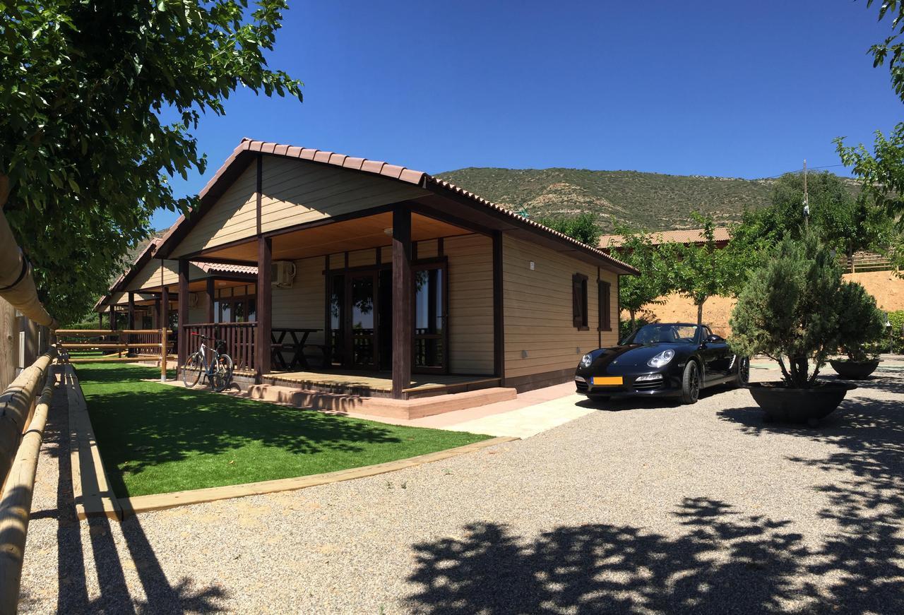 Hotel La Noguera Camping Sant Llorenç de Montgai Exterior foto