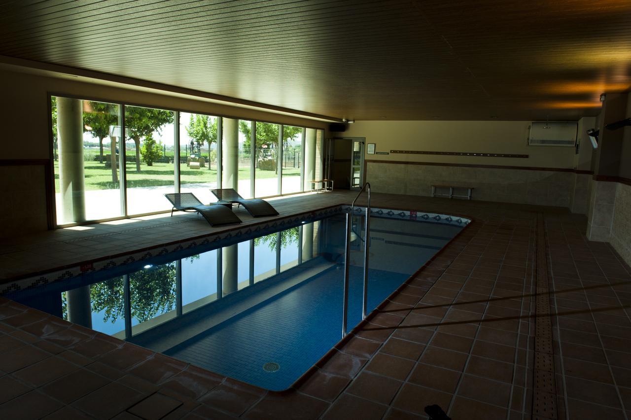 Hotel La Noguera Camping Sant Llorenç de Montgai Exterior foto